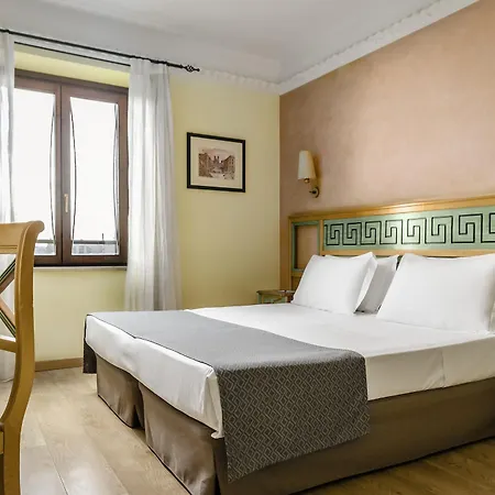 Exe Domus Aurea Отель