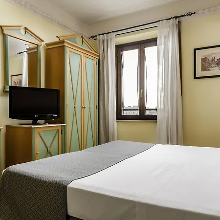 Exe Domus Aurea Отель 3*