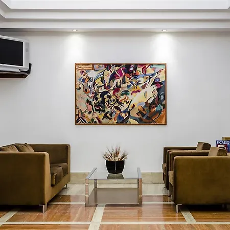Отель Exe Domus Aurea 3*