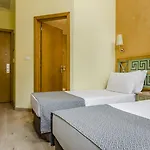 Exe Domus Aurea 3*