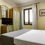 Exe Domus Aurea 3*