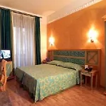 Hotel Exe Domus Aurea