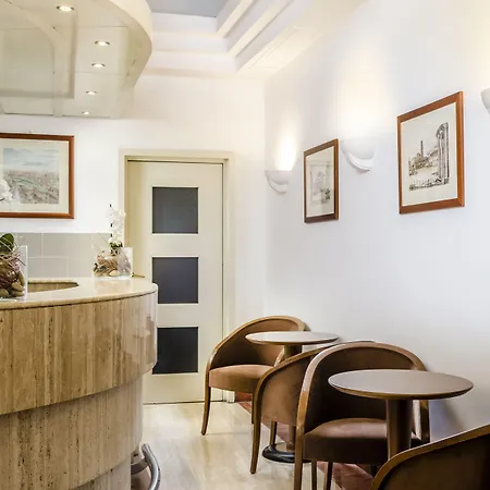 Otel Exe Domus Aurea 3*