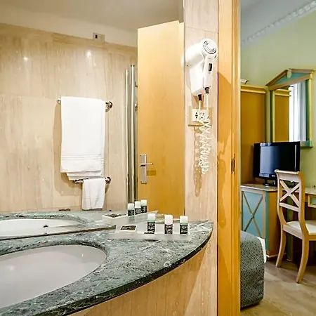 Hotel Exe Domus Aurea
