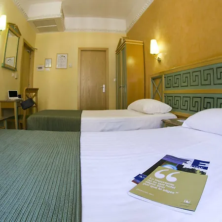 Exe Domus Aurea Hotell