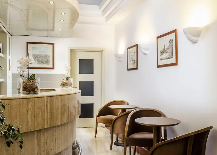 Otel Exe Domus Aurea 3*