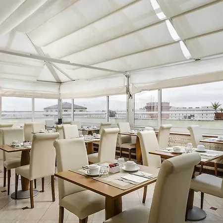 Exe Domus Aurea Hotell Rom
