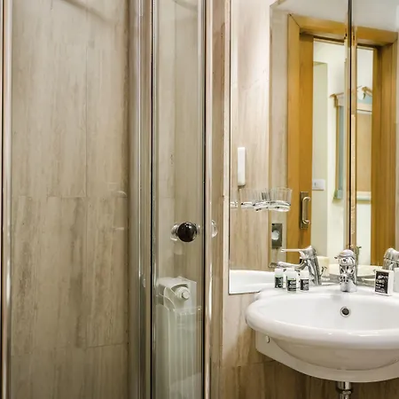 Exe Domus Aurea מלון רומא