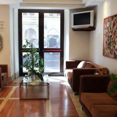 엑세 도무스 아우레아 3* 로마