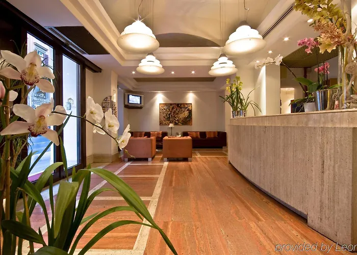 Exe Domus Aurea Hotell