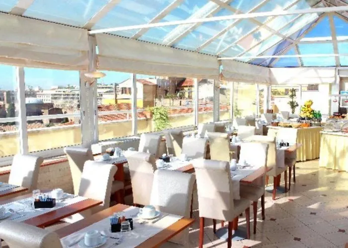 Hotell Exe Domus Aurea 3*