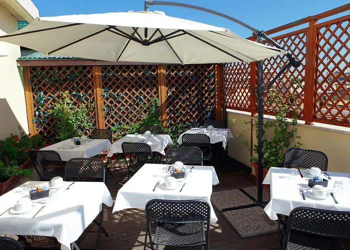 Exe Domus Aurea Hotell Rom